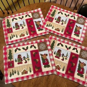 Christmas-placemats- set of 4 with cabin and woodsy decor